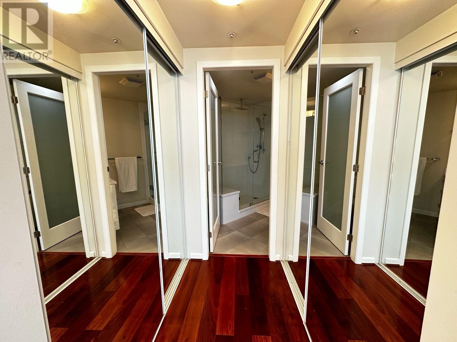 Listing Picture 29 of 35 : 2206 1050 BURRARD STREET, Vancouver / 溫哥華 - 魯藝地產 Yvonne Lu Group - MLS Medallion Club Member