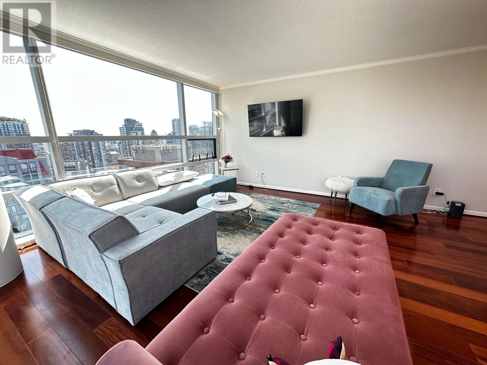 Listing Picture 4 of 35 : 2206 1050 BURRARD STREET, Vancouver / 溫哥華 - 魯藝地產 Yvonne Lu Group - MLS Medallion Club Member