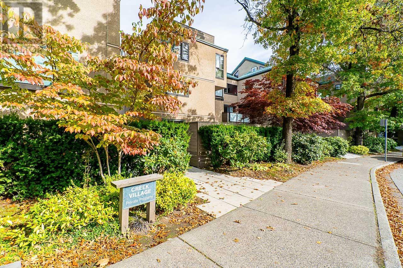 693 MOBERLY ROAD, Vancouver