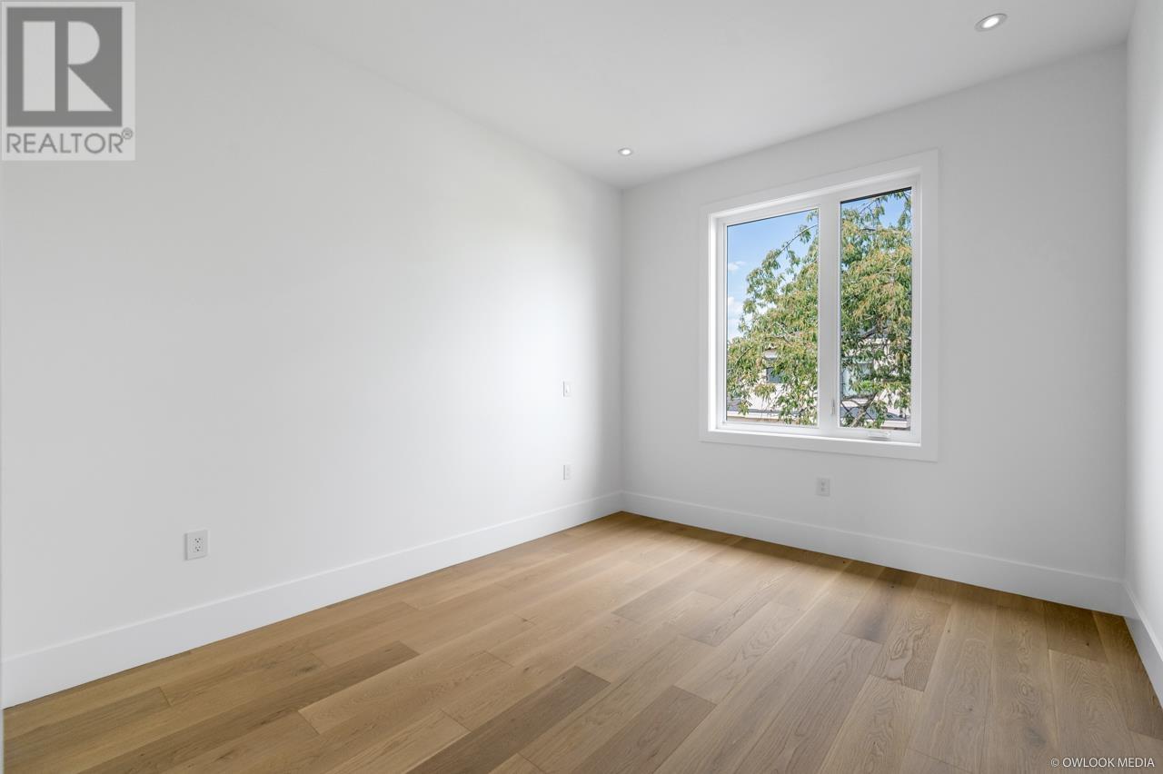 Listing Picture 27 of 37 : 10791 ASHCROFT AVENUE, Richmond / 烈治文 - 魯藝地產 Yvonne Lu Group - MLS Medallion Club Member