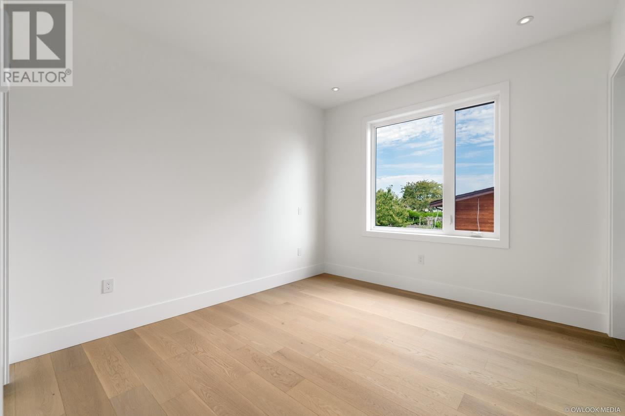 Listing Picture 29 of 37 : 10791 ASHCROFT AVENUE, Richmond / 烈治文 - 魯藝地產 Yvonne Lu Group - MLS Medallion Club Member