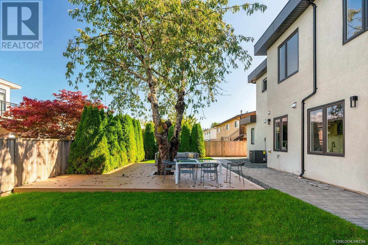 Listing Picture 37 of 37 : 10791 ASHCROFT AVENUE, Richmond / 烈治文 - 魯藝地產 Yvonne Lu Group - MLS Medallion Club Member