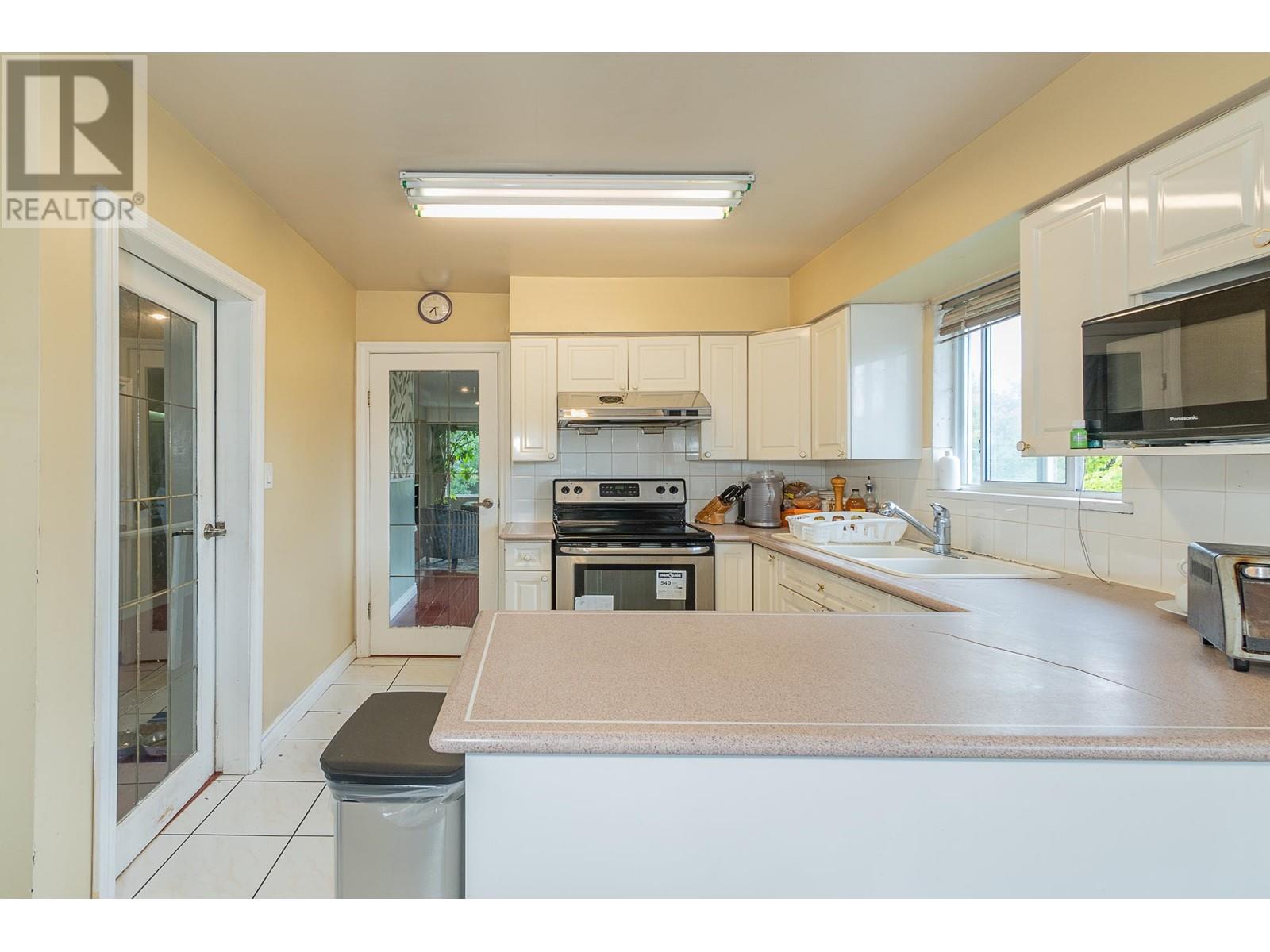 204 W 63rd Avenue, Vancouver, British Columbia  V5X 2H8 - Photo 13 - R2952211