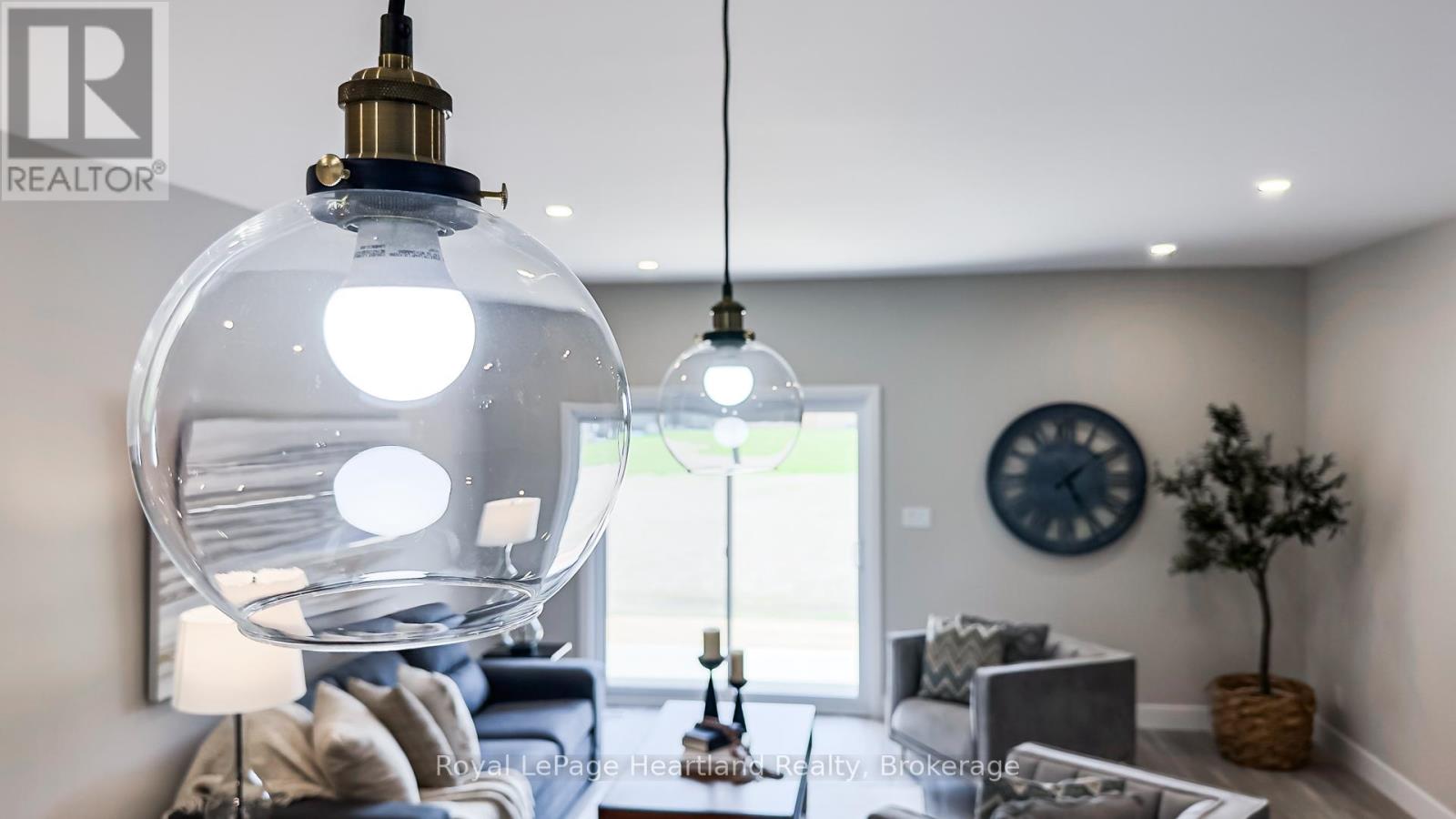 30 Silver Creek Road, Huron East (Seaforth), Ontario  N0K 1W0 - Photo 19 - X11906006