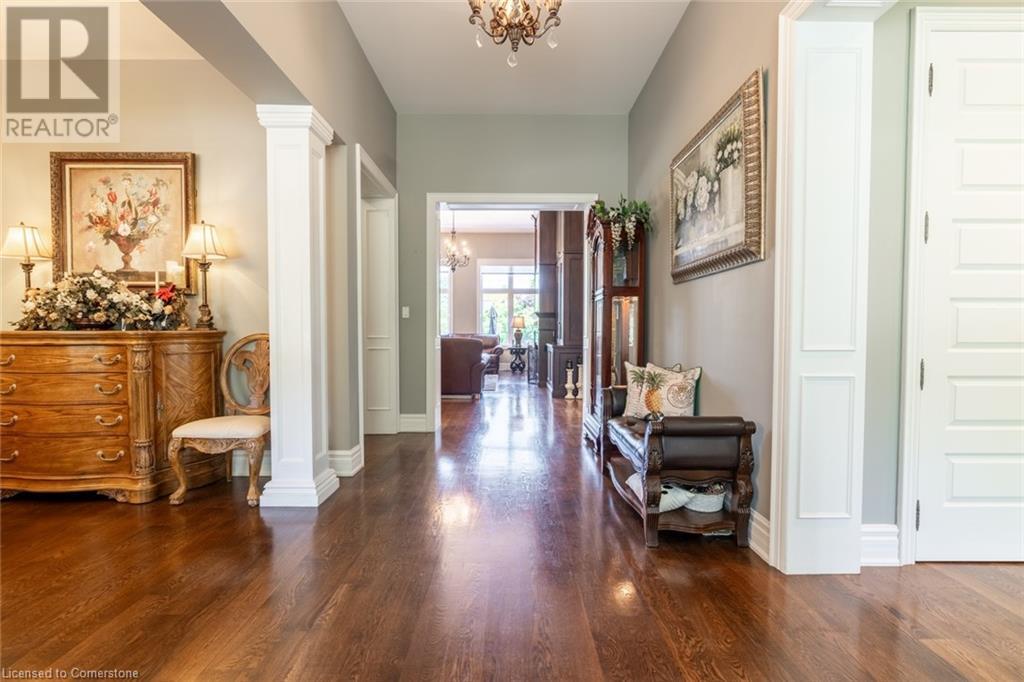 17 Mcdonald Court, Waterdown, Ontario  L9H 7C3 - Photo 3 - 40687368