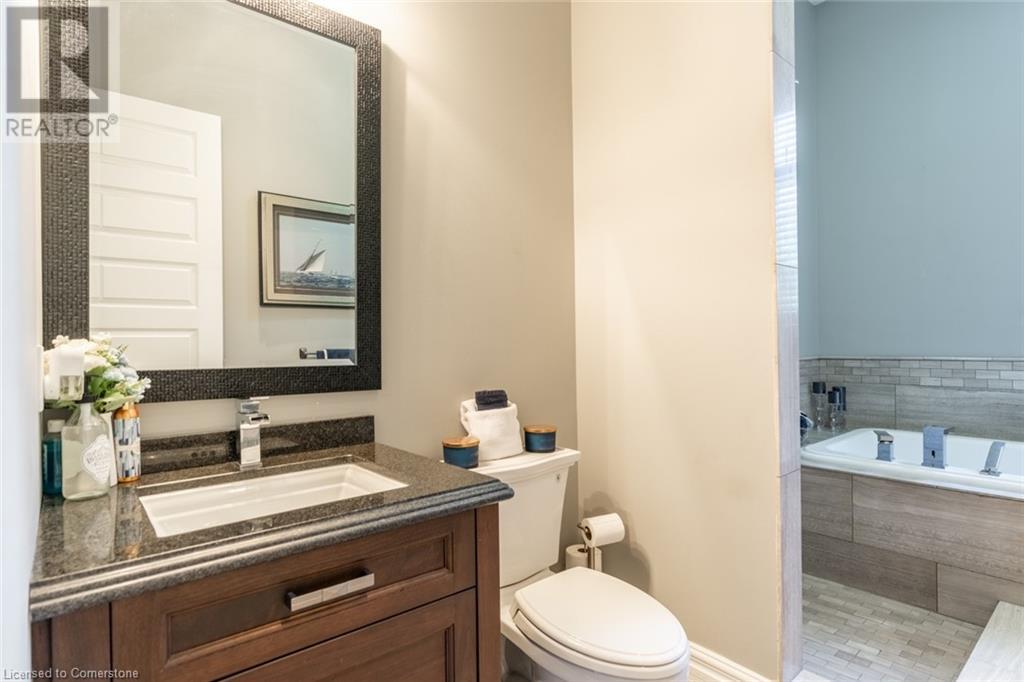 17 Mcdonald Court, Waterdown, Ontario  L9H 7C3 - Photo 31 - 40687368