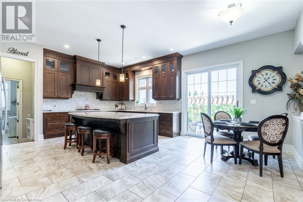 17 Mcdonald Court, Waterdown, Ontario  L9H 7C3 - Photo 4 - 40687368