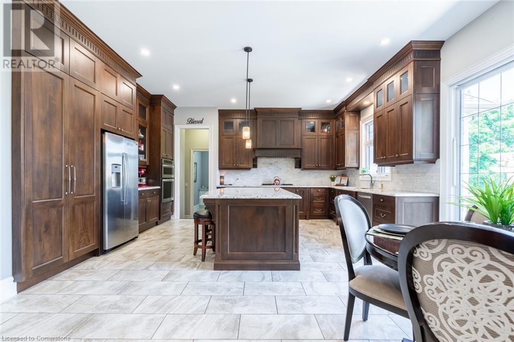 17 Mcdonald Court, Waterdown, Ontario  L9H 7C3 - Photo 6 - 40687368