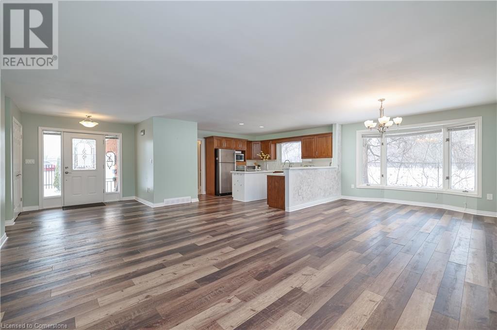 7000 Windsor Crescent, Niagara Falls, Ontario  L2G 1G1 - Photo 8 - 40686621