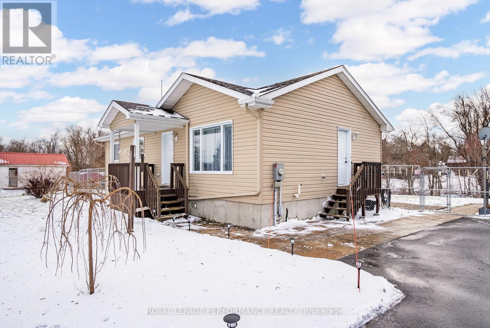 4888 Mcmartin Street S, South Glengarry, Ontario  K0C 1S0 - Photo 2 - X11906067