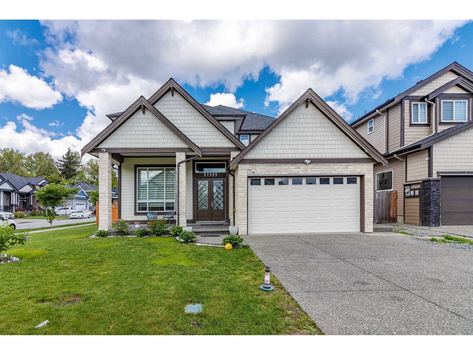 Property at 27625 RAILCAR CRESCENT image 2
