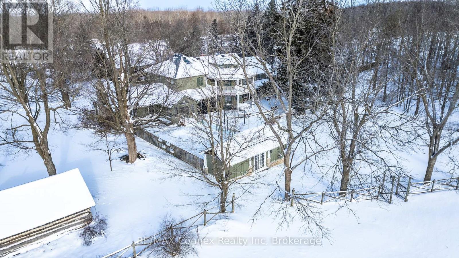 13233 Fifth Line, Milton, Ontario  N0B 2K0 - Photo 2 - W10876708