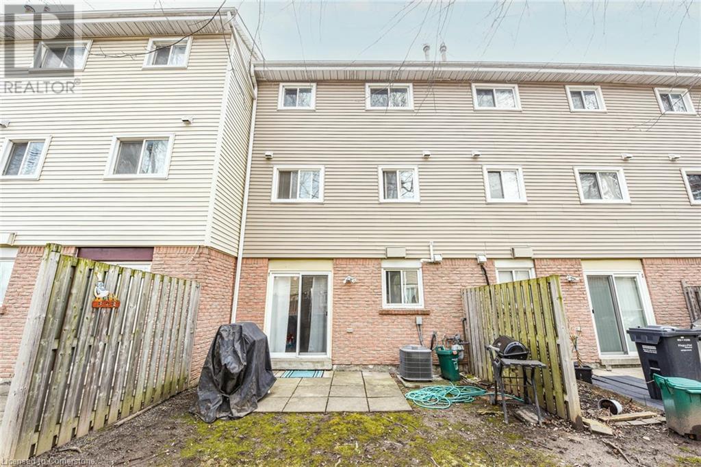 47 Ellis Drive Unit# 47, Brampton, Ontario  L6T 4C4 - Photo 5 - 40686711