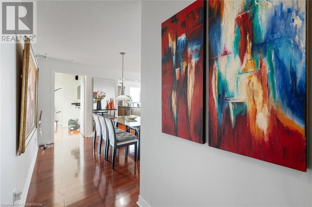 335 Rathburn Road W Unit# 2012, Peel, Ontario  L5B 0C8 - Photo 2 - 40687354