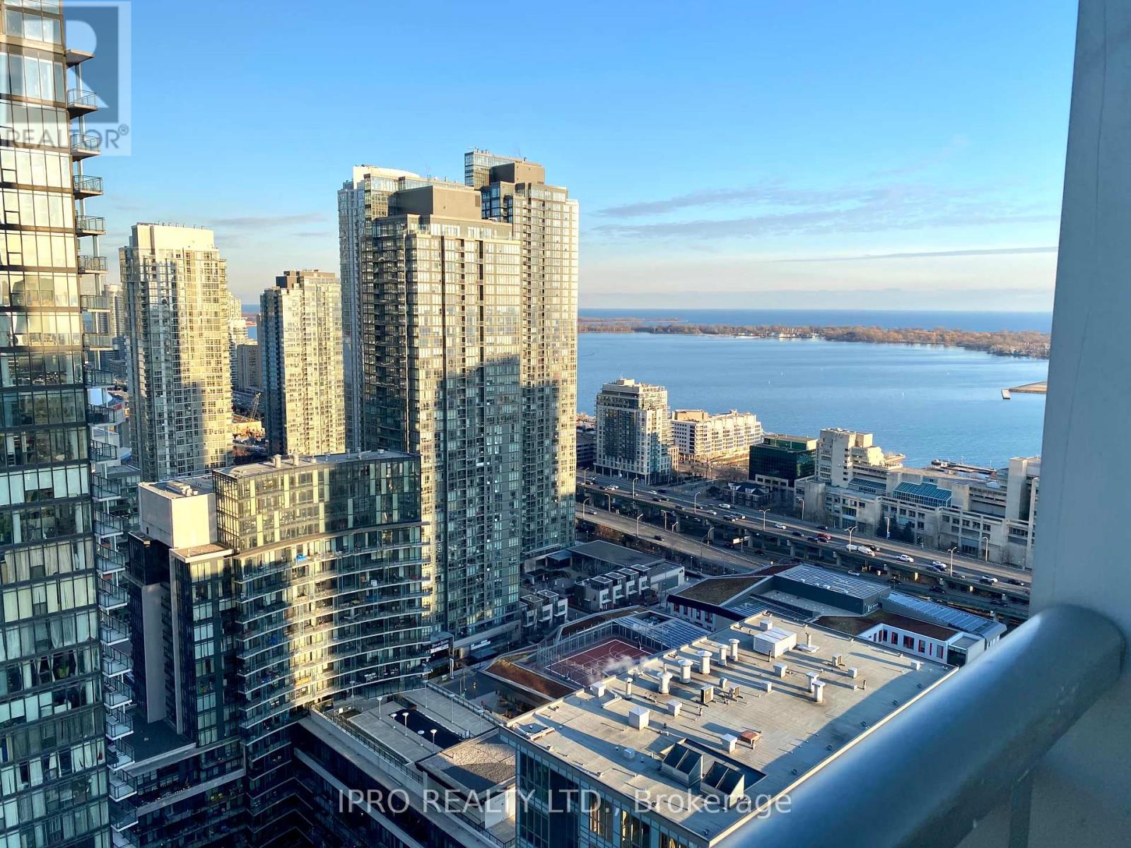 3802 - 15 Iceboat Terrace, Toronto, Ontario  M5V 4A5 - Photo 13 - C11906129