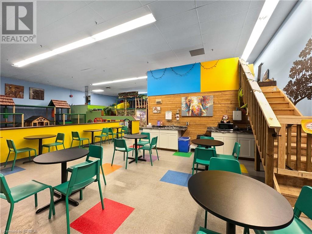 603 E Colborne Street, Brantford, Ontario  N3S 7S8 - Photo 9 - 40686974