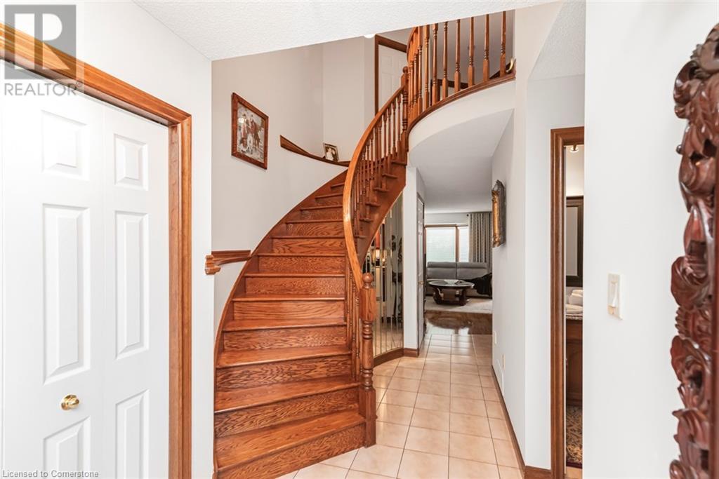 16 Chelsea Crescent, Hamilton, Ontario  L8E 5N3 - Photo 18 - 40687353