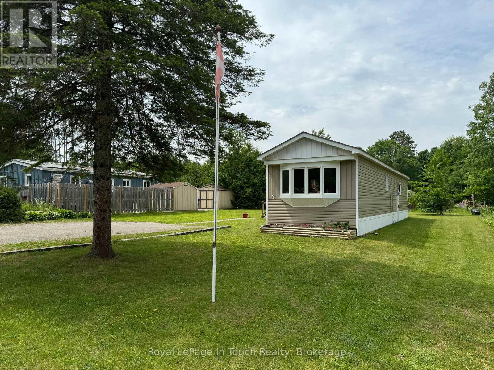 2 - 5263 Elliot Side Road, Tay, Ontario  L4R 4K3 - Photo 3 - S11906218