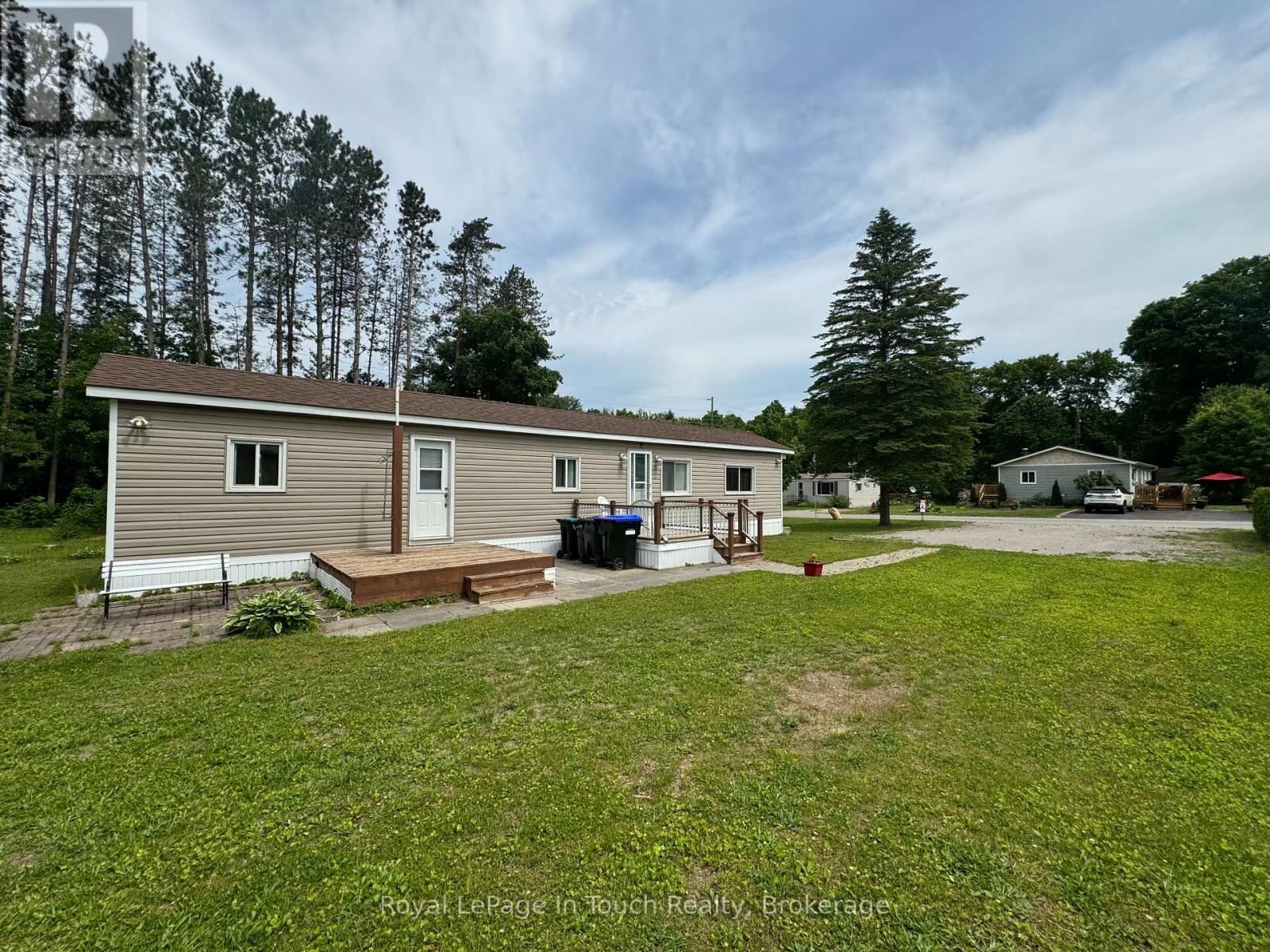 2 - 5263 Elliot Side Road, Tay, Ontario  L4R 4K3 - Photo 4 - S11906218