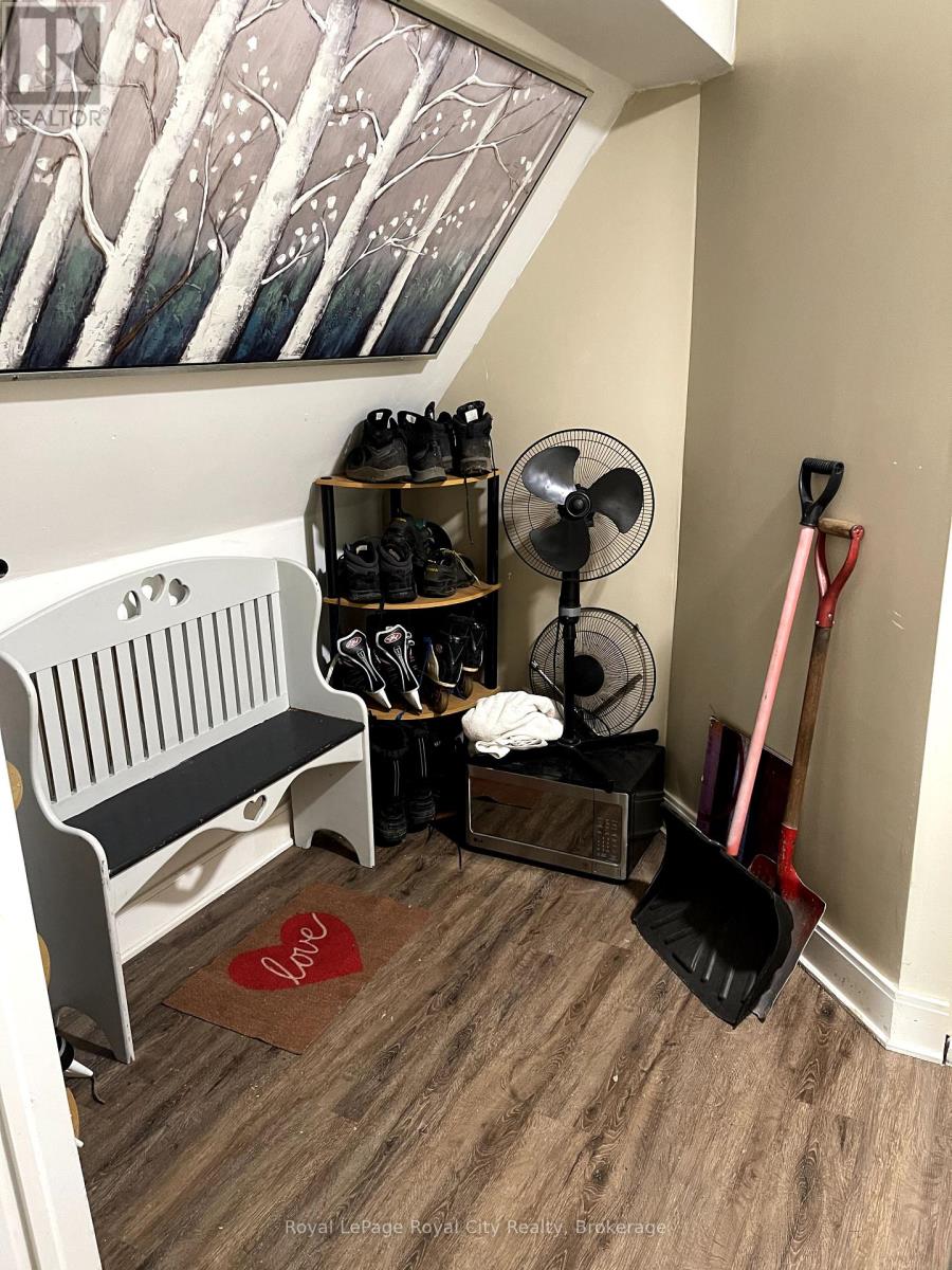 1 - 563 Woolwich Street, Guelph, Ontario  N1H 3Y4 - Photo 4 - X11906199