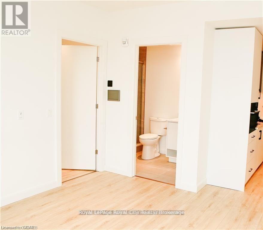 1204 - 741 King Street W, Kitchener, Ontario  N2G 1E5 - Photo 9 - X11906233