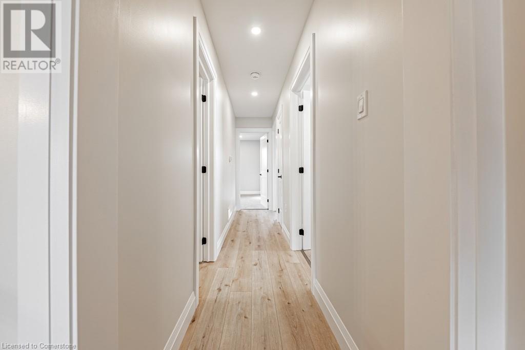 2168 Fairchild Boulevard, Burlington, Ontario  L7P 3E4 - Photo 23 - 40686249