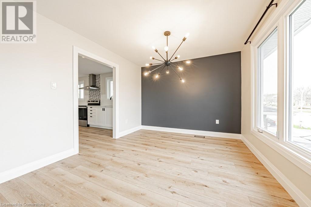 2168 Fairchild Boulevard, Burlington, Ontario  L7P 3E4 - Photo 17 - 40686249