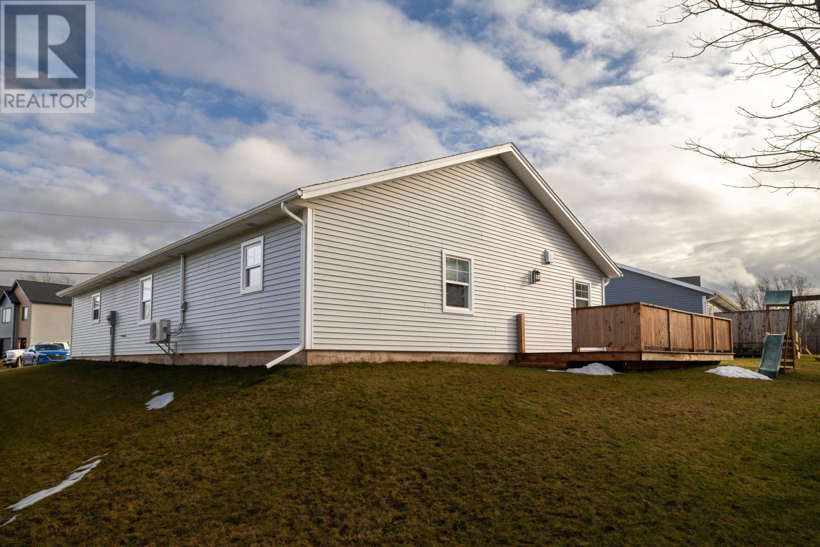 230 Hollis Avenue, Stratford, Prince Edward Island  C1B 1K4 - Photo 40 - 202500139