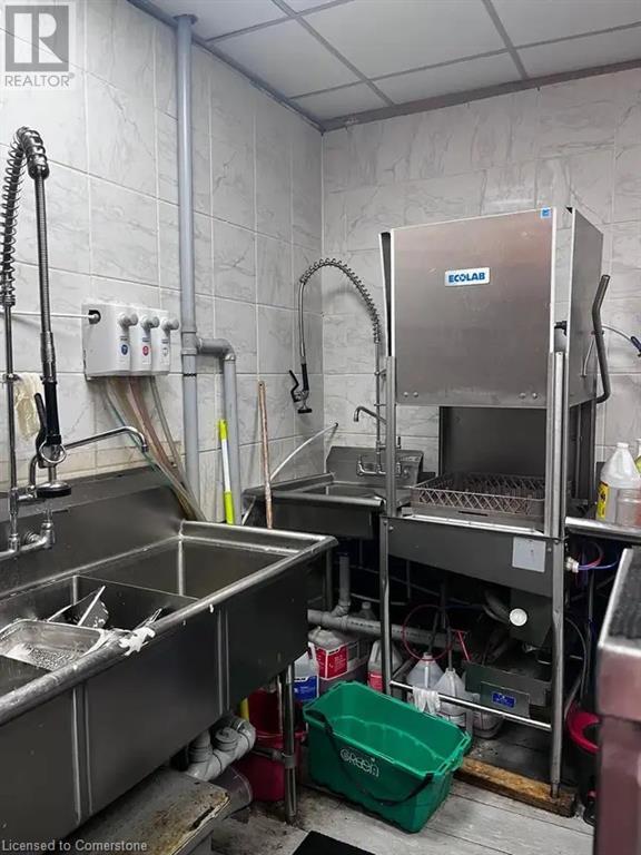 215 King Street E, Hamilton, Ontario  L8N 1B6 - Photo 6 - 40687382