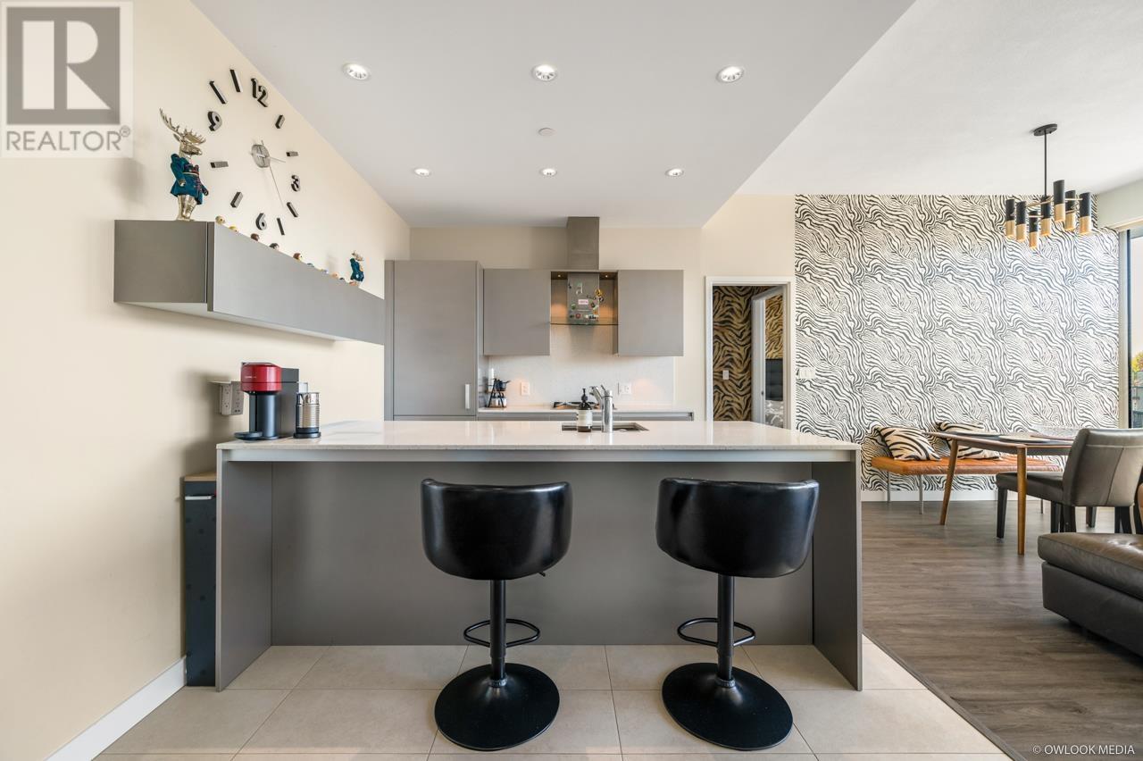 Listing Picture 5 of 17 : 309 5177 BRIGHOUSE WAY, Richmond / 烈治文 - 魯藝地產 Yvonne Lu Group - MLS Medallion Club Member