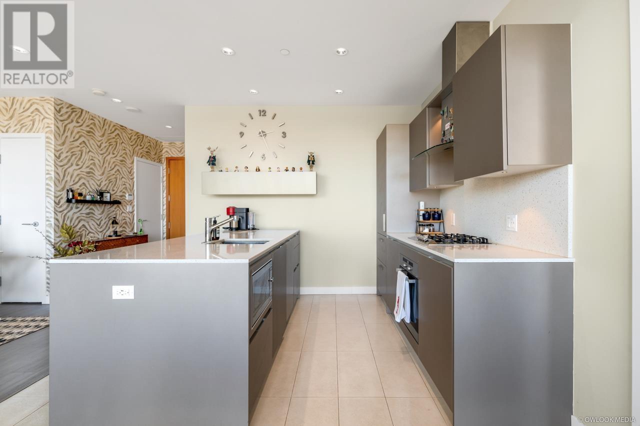 Listing Picture 7 of 17 : 309 5177 BRIGHOUSE WAY, Richmond / 烈治文 - 魯藝地產 Yvonne Lu Group - MLS Medallion Club Member