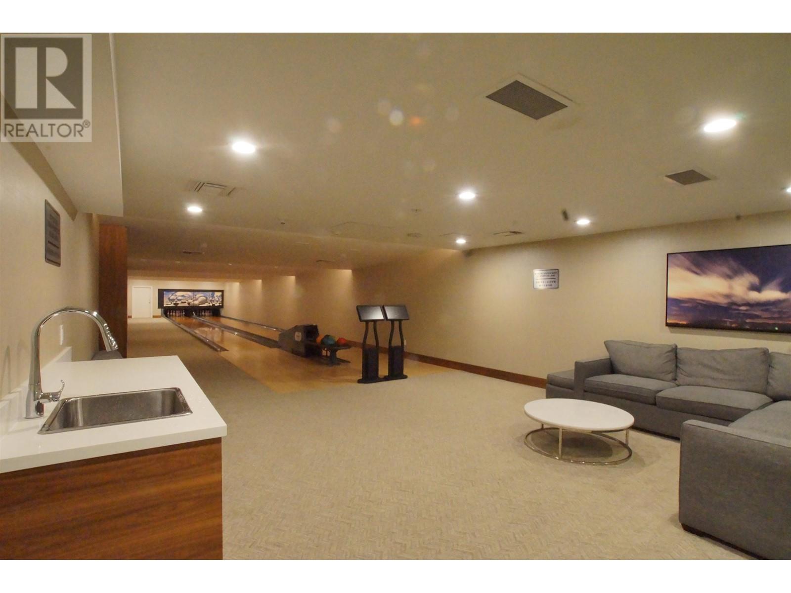 Listing Picture 34 of 39 : 4103 6538 NELSON AVENUE, Burnaby / 本拿比 - 魯藝地產 Yvonne Lu Group - MLS Medallion Club Member