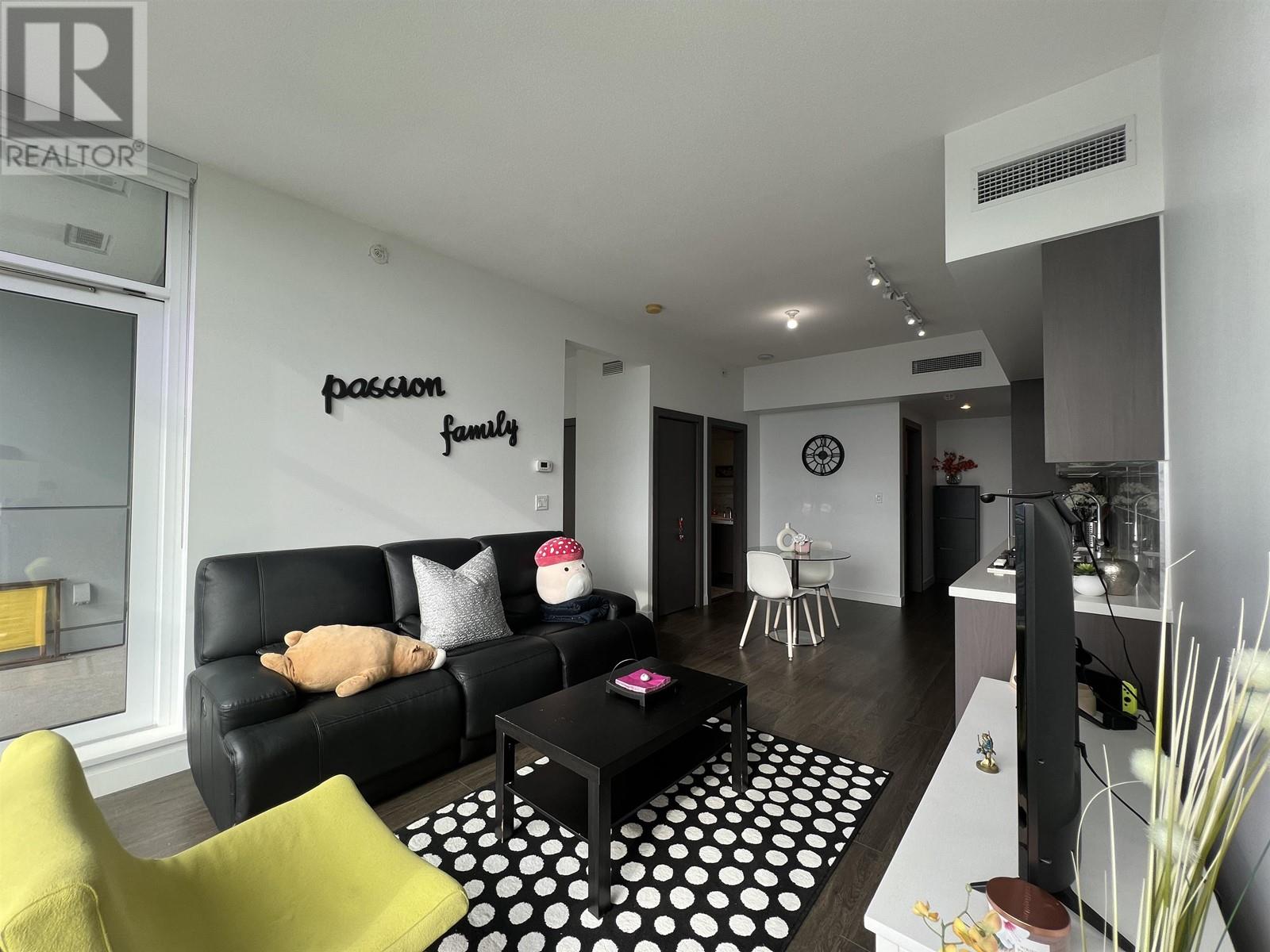 Listing Picture 7 of 39 : 4103 6538 NELSON AVENUE, Burnaby / 本拿比 - 魯藝地產 Yvonne Lu Group - MLS Medallion Club Member
