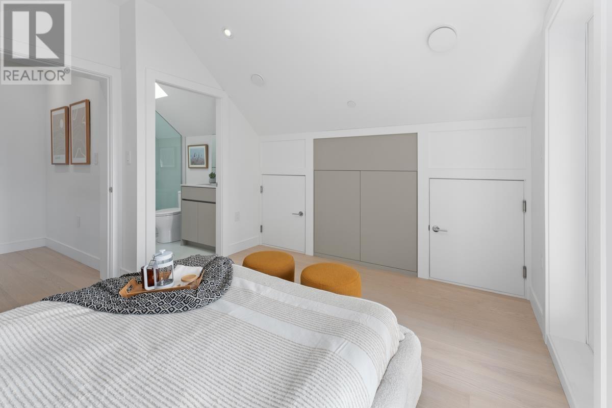 Listing Picture 24 of 34 : 1 927 E 63RD AVENUE, Vancouver / 溫哥華 - 魯藝地產 Yvonne Lu Group - MLS Medallion Club Member