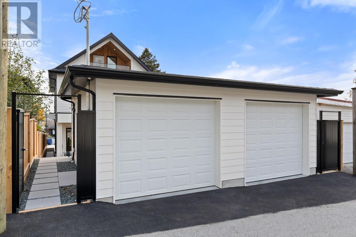 Listing Picture 32 of 34 : 1 927 E 63RD AVENUE, Vancouver / 溫哥華 - 魯藝地產 Yvonne Lu Group - MLS Medallion Club Member