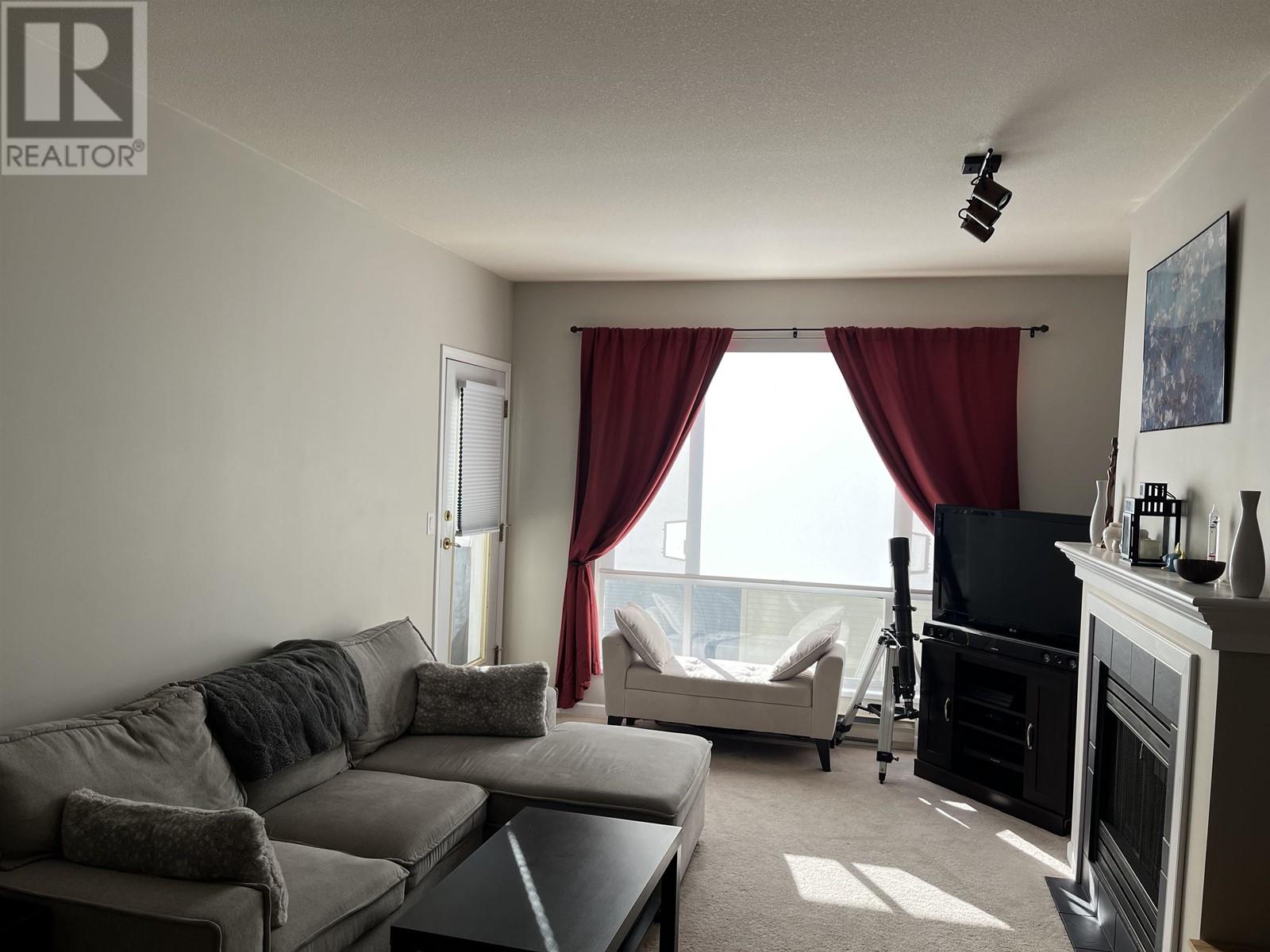411 6742 Station Hill Court, Burnaby, British Columbia  V3N 4V2 - Photo 4 - R2952279