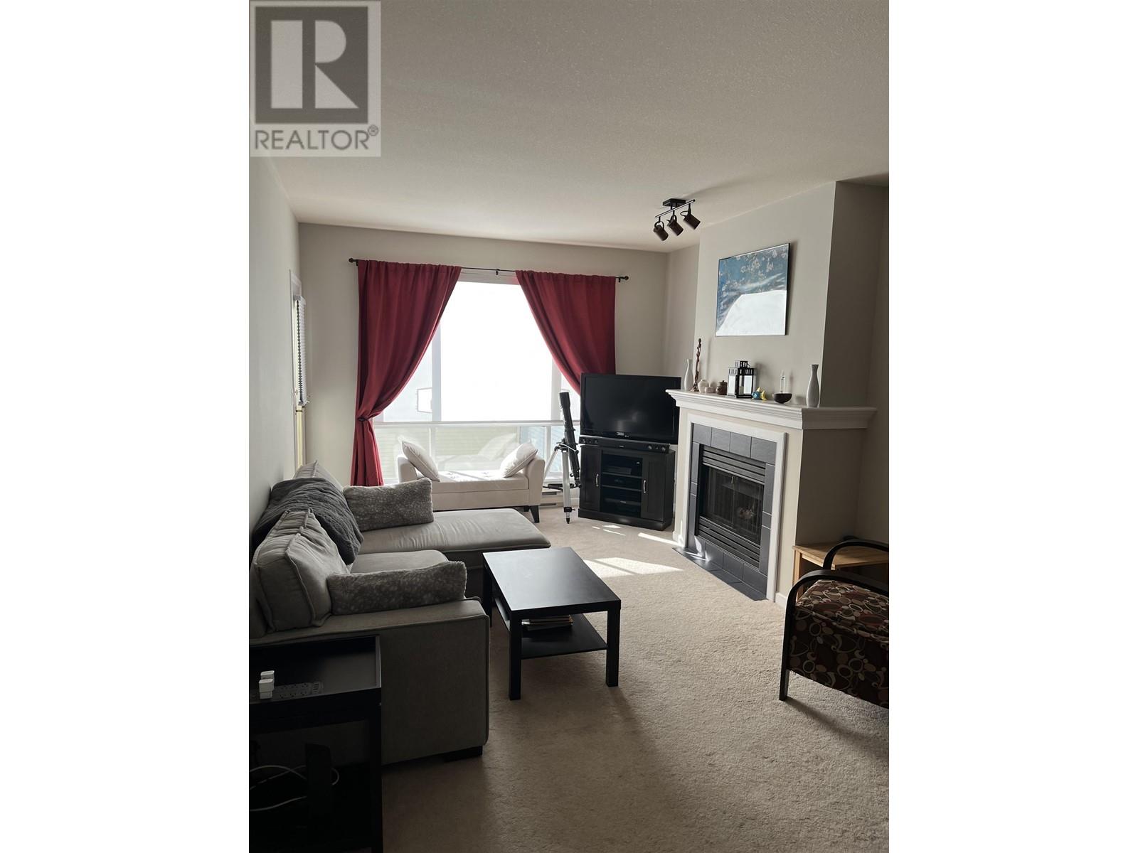 411 6742 Station Hill Court, Burnaby, British Columbia  V3N 4V2 - Photo 5 - R2952279