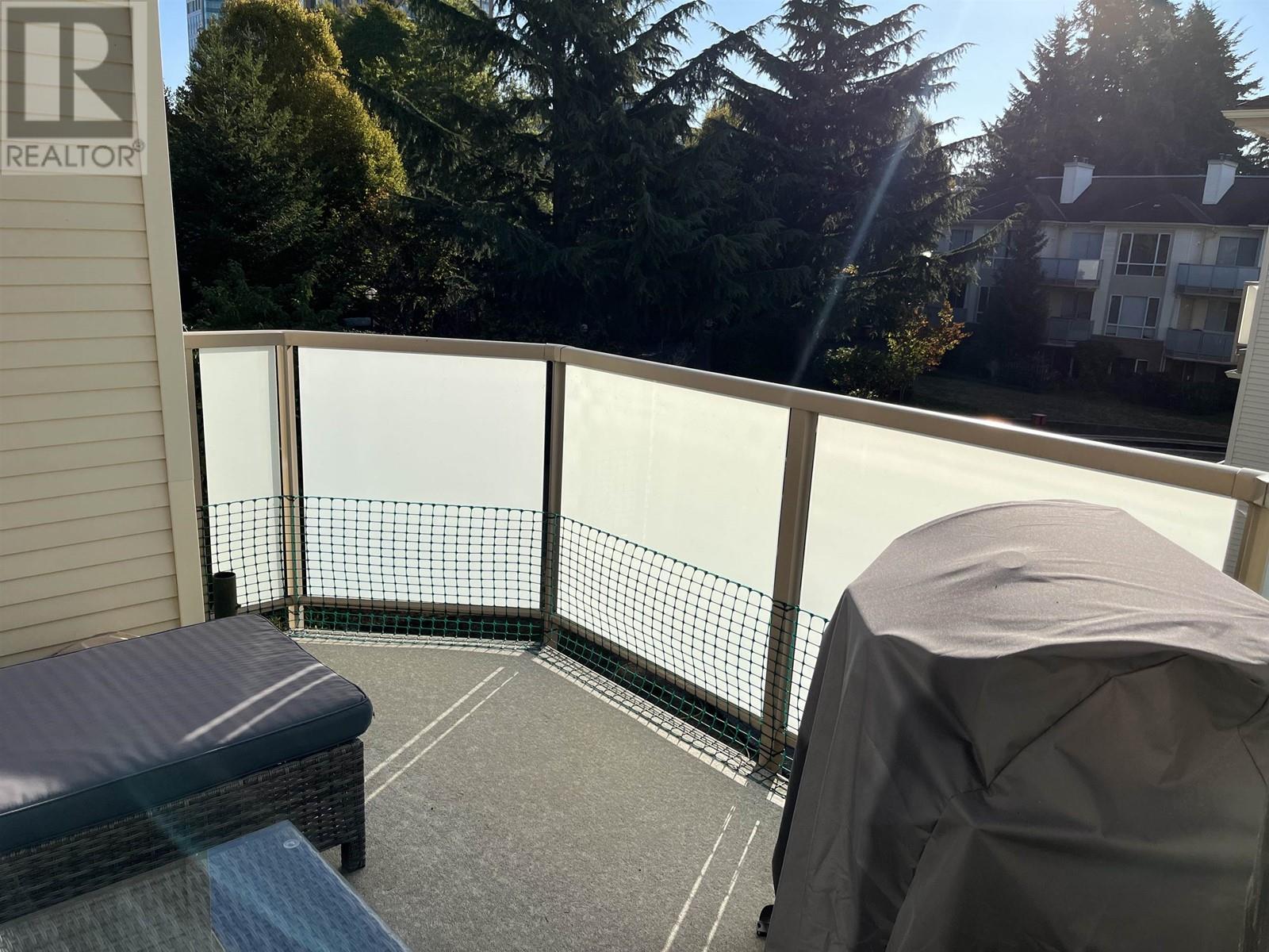 411 6742 Station Hill Court, Burnaby, British Columbia  V3N 4V2 - Photo 9 - R2952279