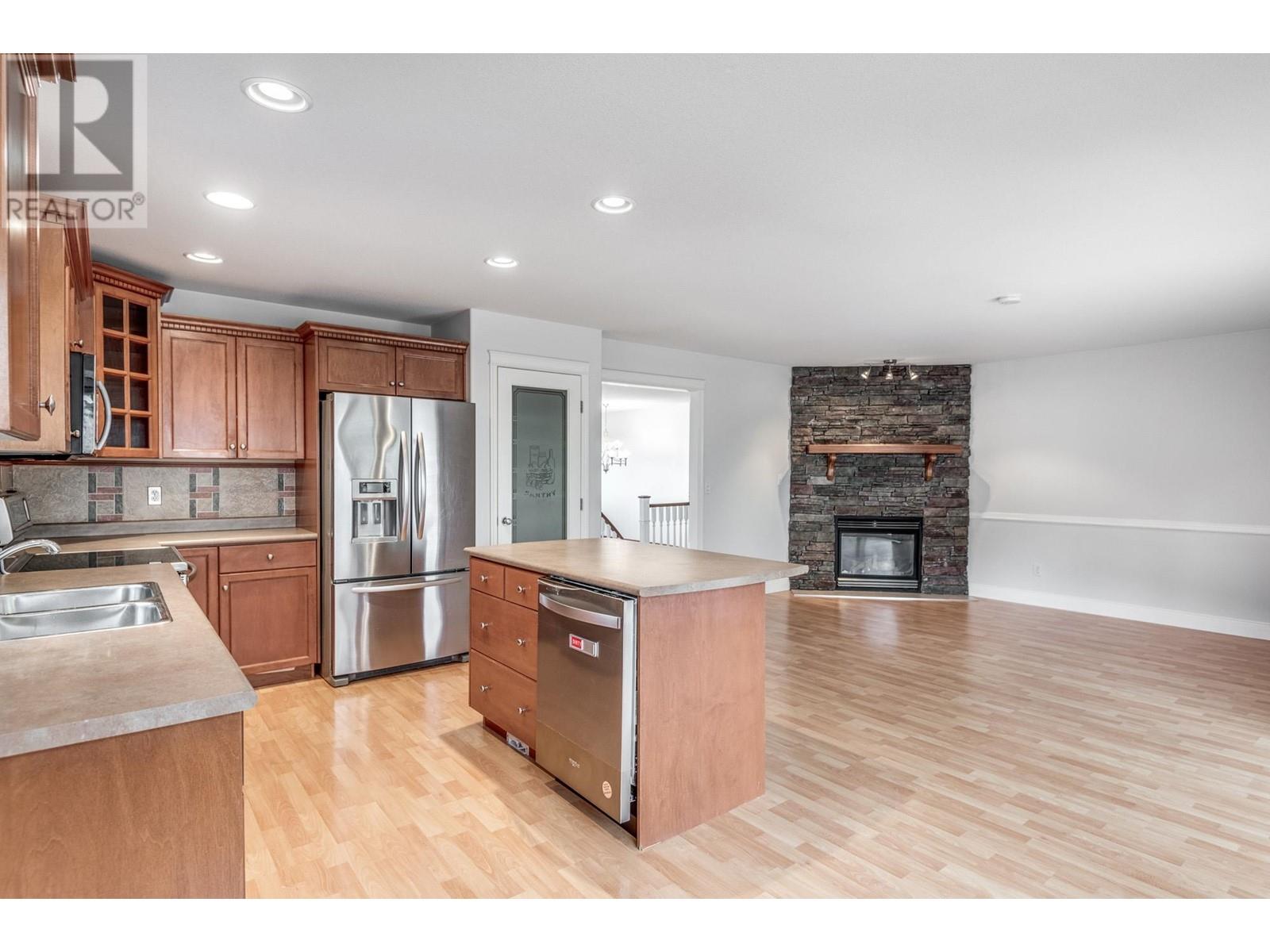 23703 Boulder Place, Maple Ridge, British Columbia  V4R 2W1 - Photo 12 - R2952222