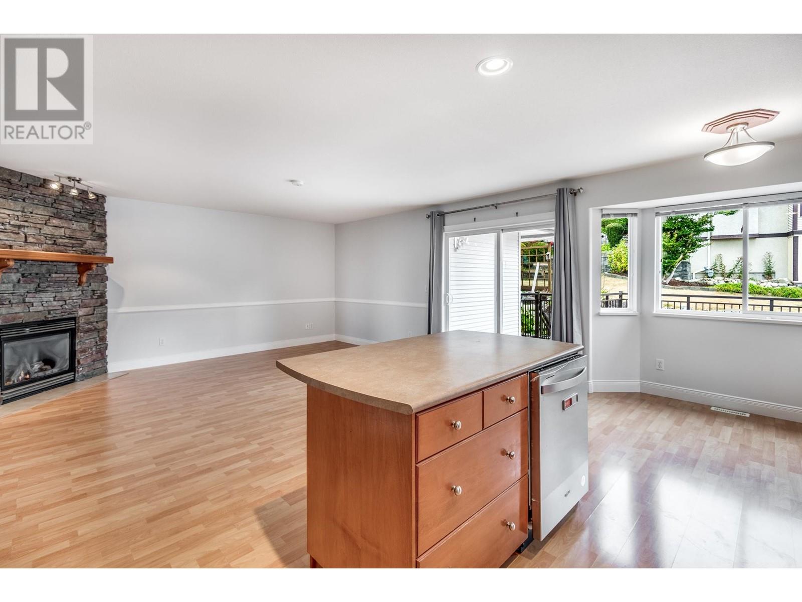 23703 Boulder Place, Maple Ridge, British Columbia  V4R 2W1 - Photo 13 - R2952222