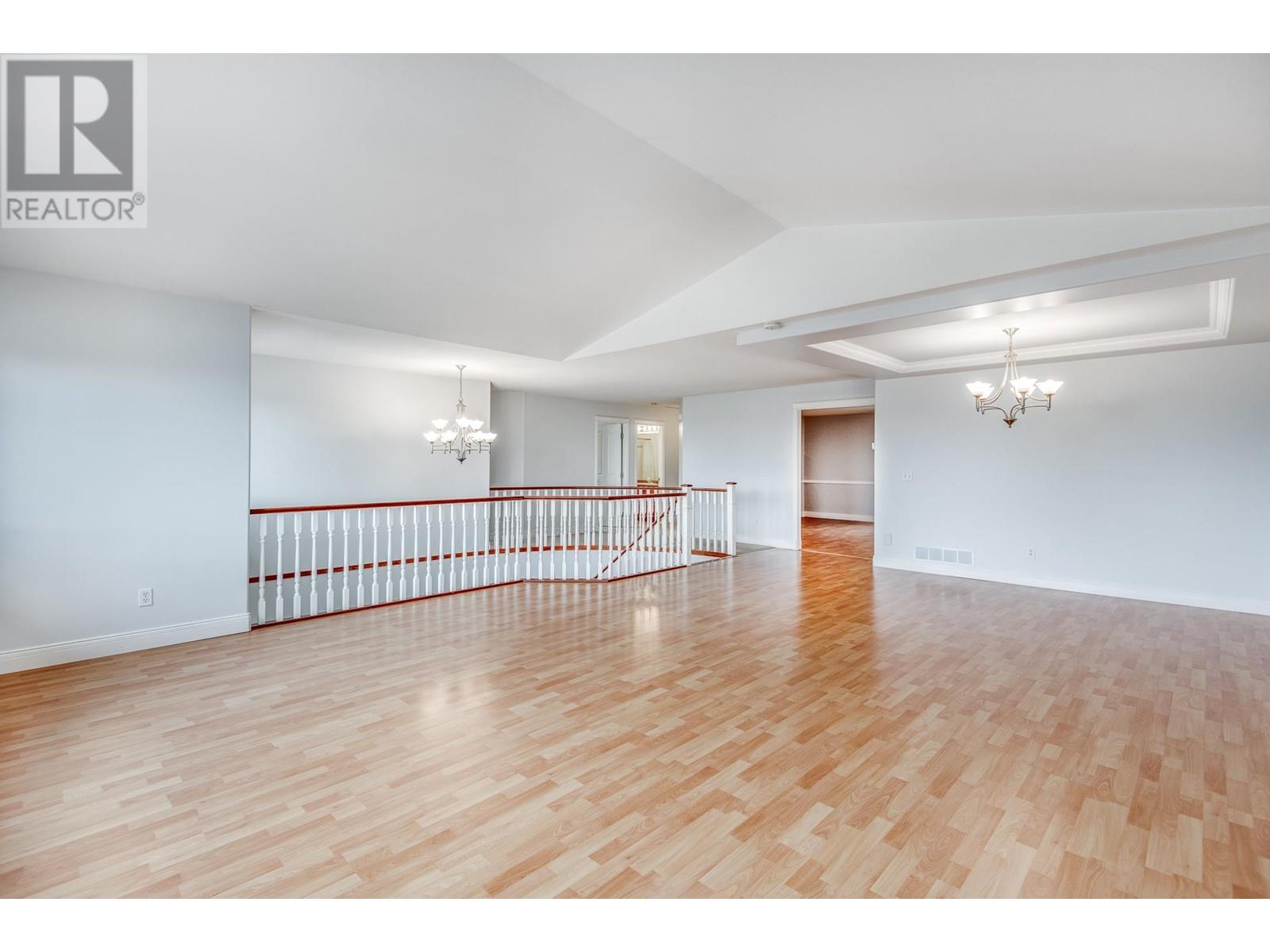 23703 Boulder Place, Maple Ridge, British Columbia  V4R 2W1 - Photo 6 - R2952222