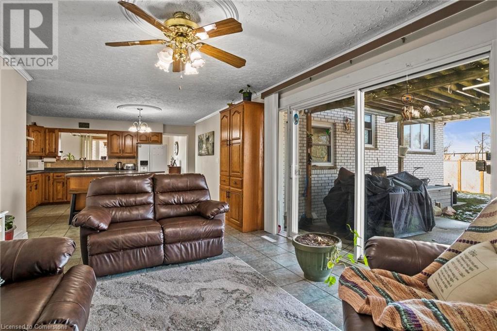 121 Oak Street W, Leamington, Ontario  N8H 2B8 - Photo 15 - 40687439