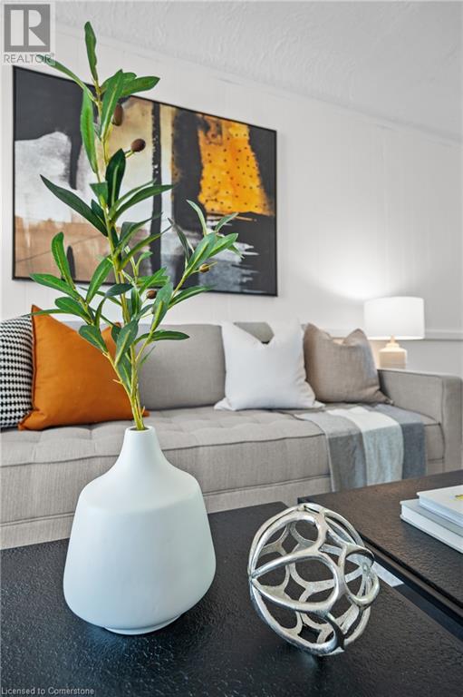 281 Wentworth Street N, Hamilton, Ontario  L8L 5V9 - Photo 6 - 40677849