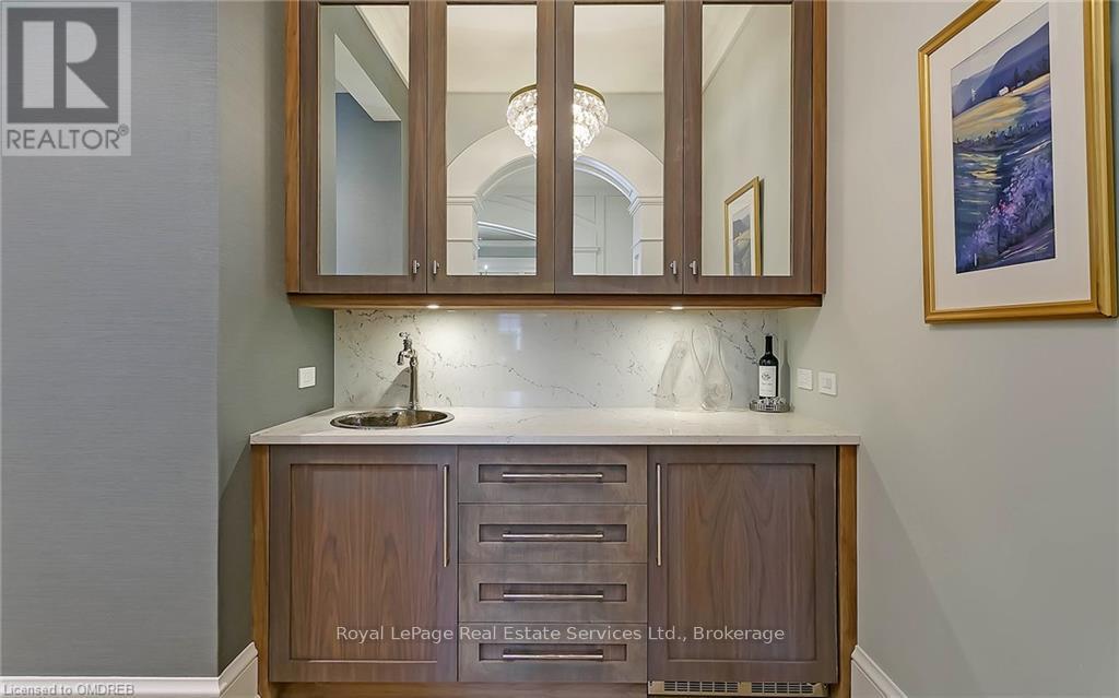 27 Park Avenue, Oakville, Ontario  L6J 3X9 - Photo 8 - W10404218