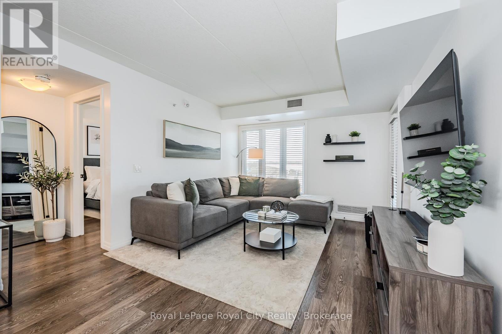 205 - 108 Summit Ridge Drive, Guelph, Ontario  N1E 6X2 - Photo 3 - X11887487