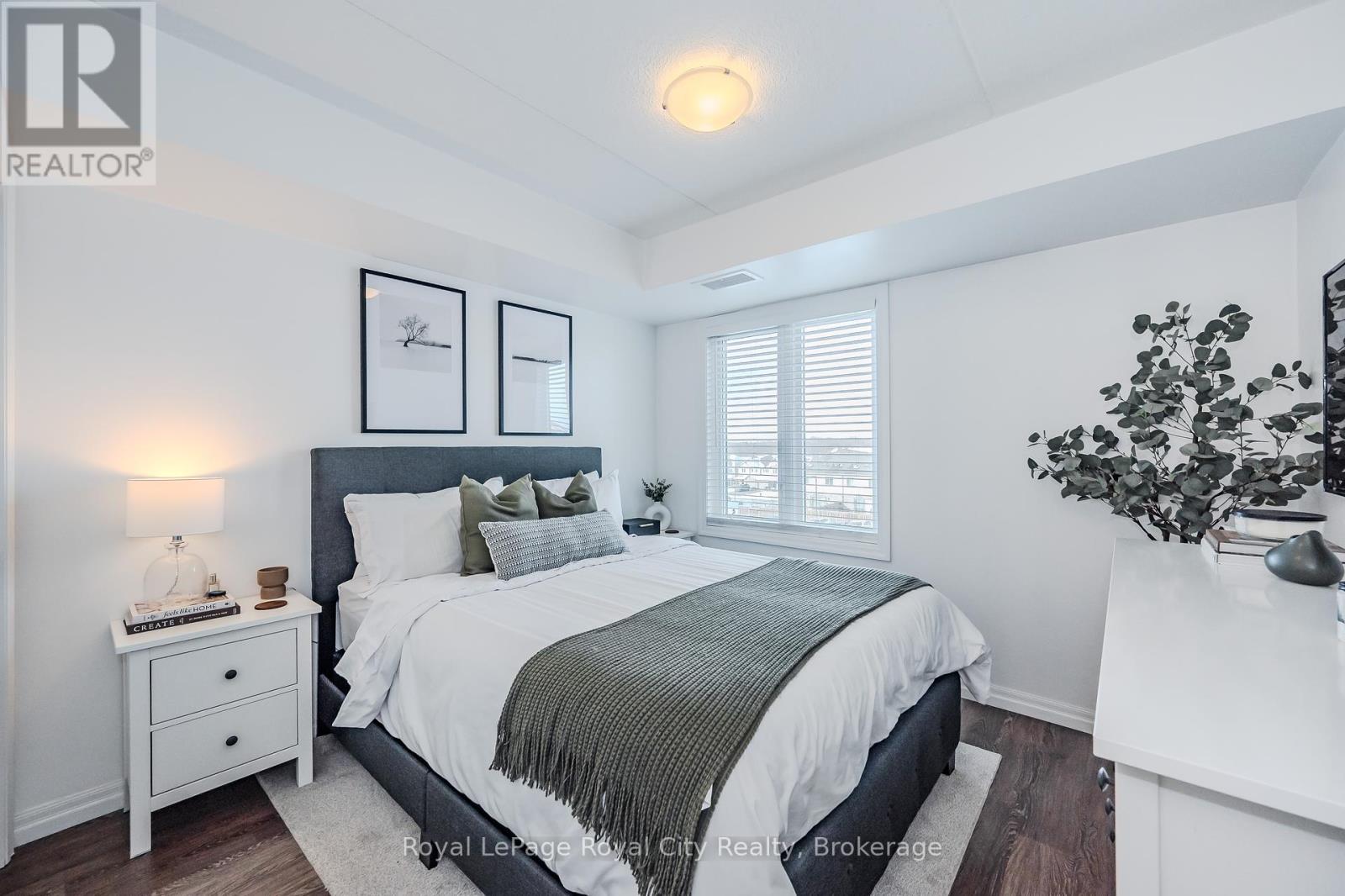 205 - 108 Summit Ridge Drive, Guelph, Ontario  N1E 6X2 - Photo 4 - X11887487