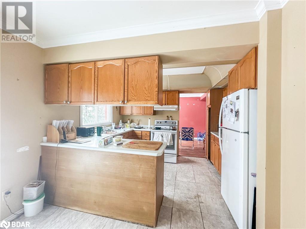 48 Redfern Avenue, Barrie, Ontario  L4N 9G3 - Photo 7 - 40686030