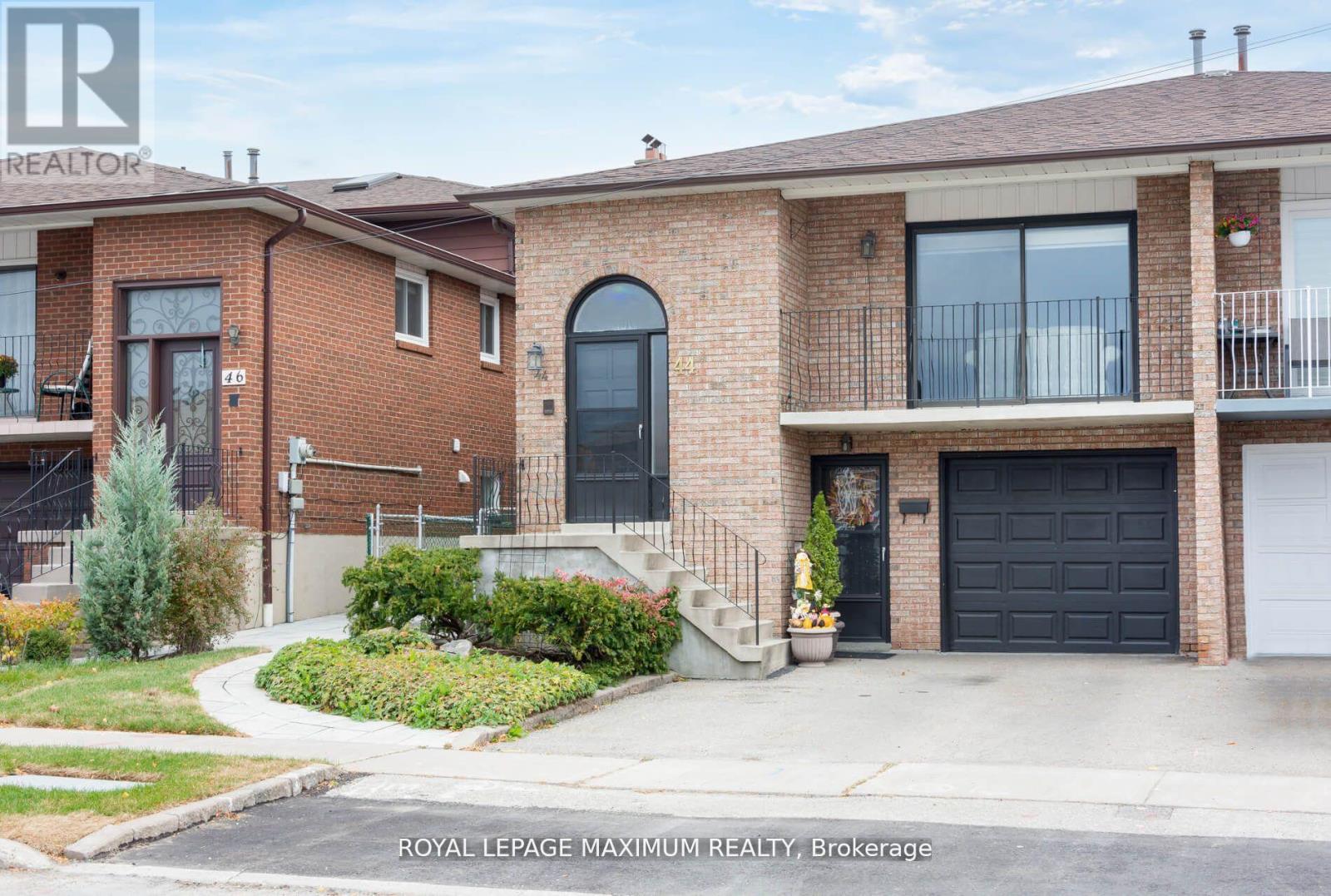 44 FLAGSTICK COURT, Toronto, Ontario