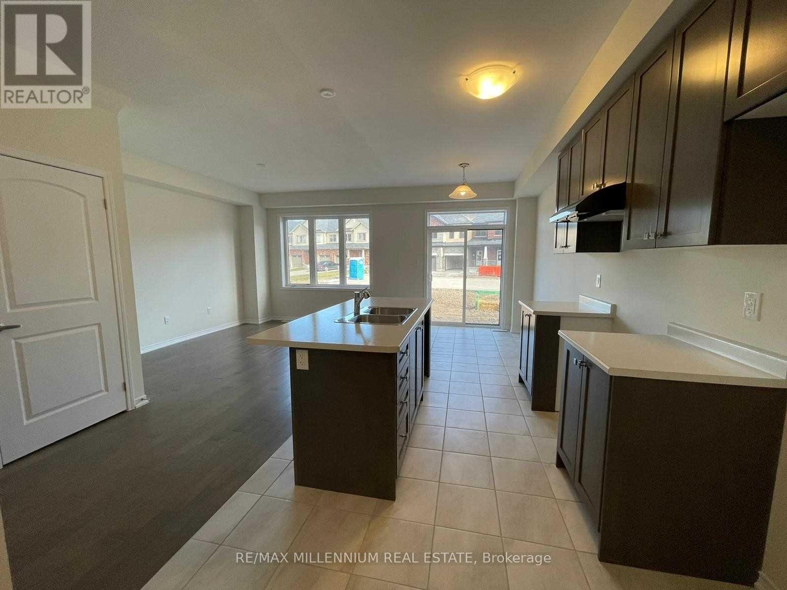 Property at 34 - 8273 TULIP TREE DRIVE image 4