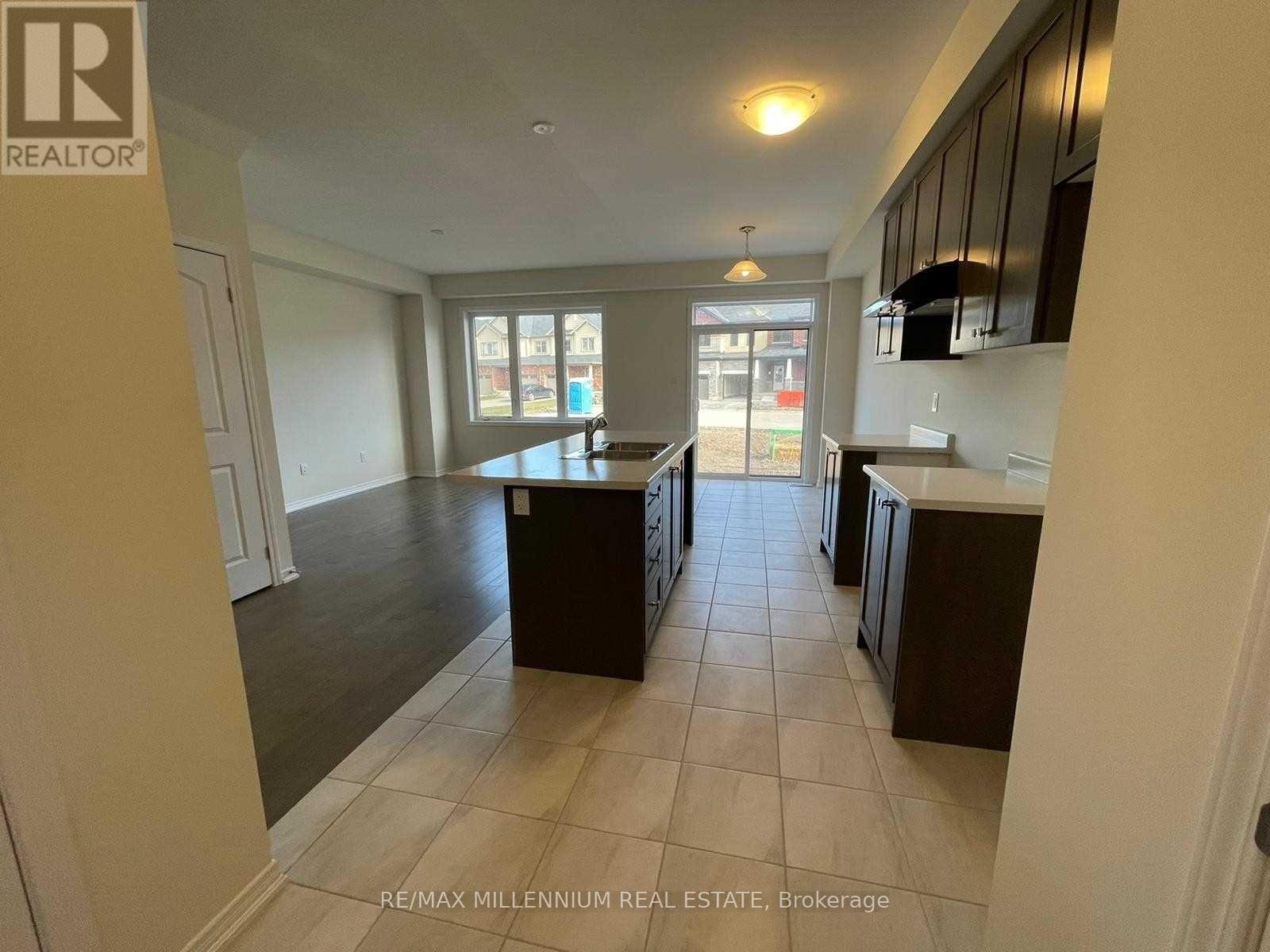 Property at 34 - 8273 TULIP TREE DRIVE image 5